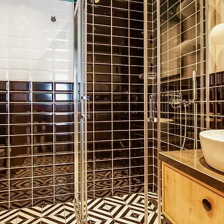 Life Demir فندق 3*