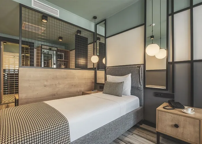 Life Demir Otel 3*