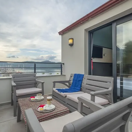 מלון Life Demir 3*