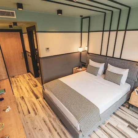 Life Demir פאטהיה